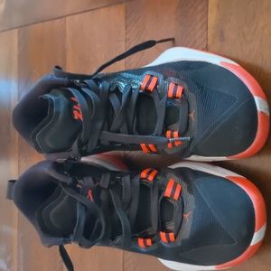 Jordan Zion 1 2021 bloodline black red sneakers size 8